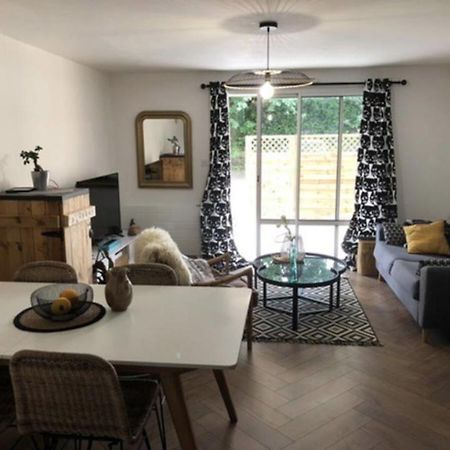 Charmant T2 De 45M2 - Parking Prive - Terrasse- Linge Inclu- Proche Vannes Saint-Ave Bagian luar foto